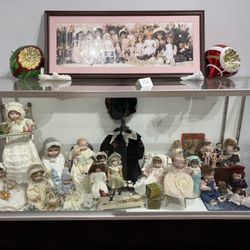 NC Museum of Dolls Toys and Minitures - Antique dolls and so much more, from Jumeau to Barbie and Madame Alexander.
