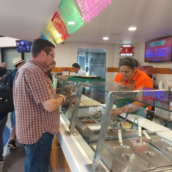 Guacamole - The assistant was doing her best despite her boss. - Mexican Near Me - Guadalajara, JAL Guacamole - The assistant was doing her best despite her boss. - Mexican Near Me - Guadalajara, JAL