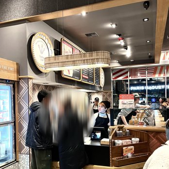 Salt & Straw - Up Front - Ice Cream & Frozen Yogurt Near Me - Beaverton, Oregon
