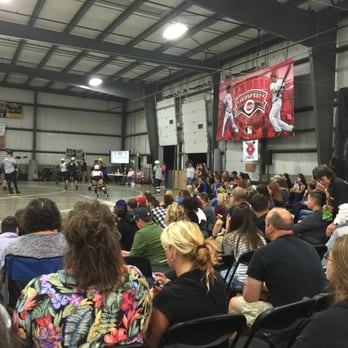 Black N Bluegrass Rollergirls - Fans of the team - Professional Sports Teams Near Me - Ft Mitche, Kentucky