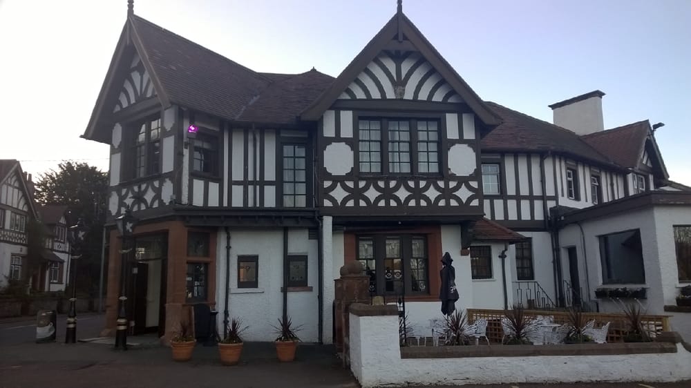 POPINJAY HOTEL Updated May 2024 Rosebank, Carluke, South