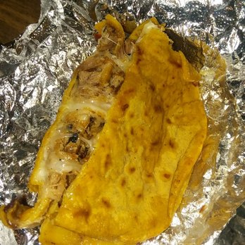 Tacos El Pollo - carnita mulita - Food Trucks Near Me - San Gabriel, California Tacos El Pollo - carnita mulita - Food Trucks Near Me - San Gabriel, California