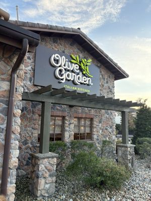 Olive Garden Italian Restaurant by null