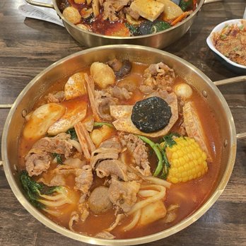 Mala Town - Set with Tomato Flavored Broth - Hot Pot Near Me - Las Vegas, Nevada Mala Town - Set with Tomato Flavored Broth - Hot Pot Near Me - Las Vegas, Nevada