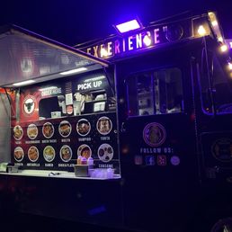 Birria El Tapatío truck in Tustin
