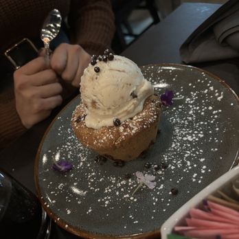 Six One Nine Supper Club - Chocolate chip lava cake - Cocktail Bars Near Me - Wallingford, Connecticut Six One Nine Supper Club - Chocolate chip lava cake - Cocktail Bars Near Me - Wallingford, Connecticut