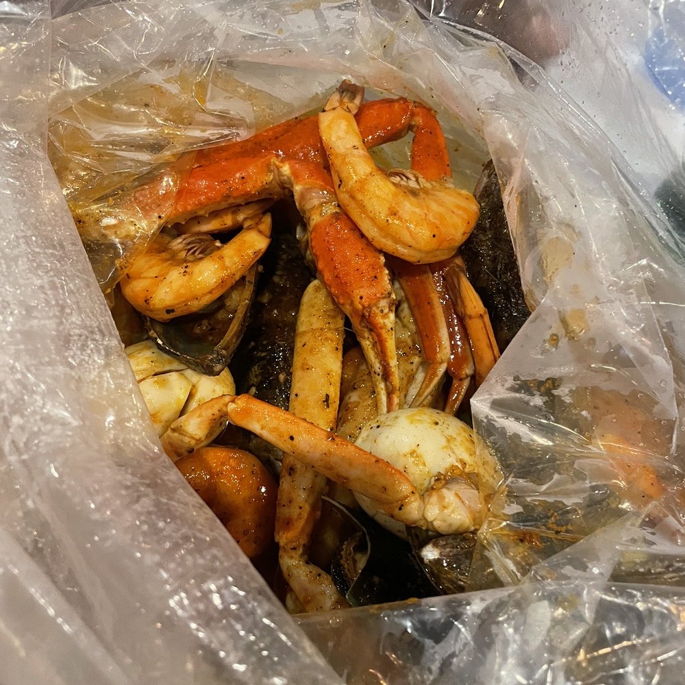 Mr. Crab House - Mr Crab Blend Hot-Rating: 9/10 - Seafood Near Me - Cincinnati, Ohio Mr. Crab House - Mr Crab Blend Hot-Rating: 9/10 - Seafood Near Me - Cincinnati, Ohio
