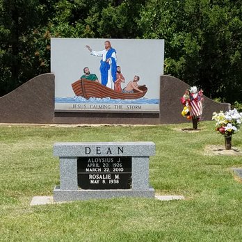 Ozark Memorial Park Cemetery - Funeral Services & Cemeteries Near Me - Joplin, Missouri Ozark Memorial Park Cemetery - Funeral Services & Cemeteries Near Me - Joplin, Missouri