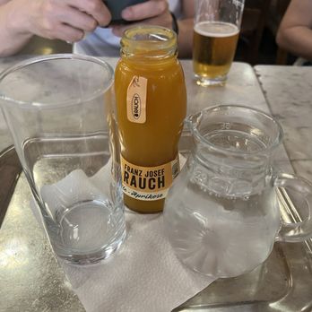 Cafe Bräunerhof - FRUCHTSAFT - Marille 3.8 - German Near Me - Vienna, 9