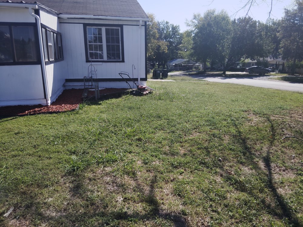 Slide of Emmanuel Handyman