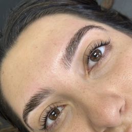 lash lift and tint and brow lamination