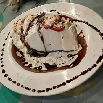 Kaya Island Eats - Hula girl pie - Caribbean Near Me - Key West, Florida Kaya Island Eats - Hula girl pie - Caribbean Near Me - Key West, Florida