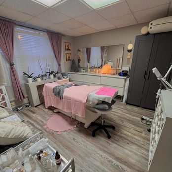 Ely Body & Spa - Our massage & facial room - Reiki Near Me - Linden, New Jersey Ely Body & Spa - Our massage & facial room - Reiki Near Me - Linden, New Jersey