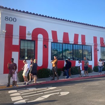 Howlin' Ray's - The line, which goes by fast! Get in line by closing time and you're good to go! - Southern Near Me - Pasadena, California Howlin' Ray's - The line, which goes by fast! Get in line by closing time and you're good to go! - Southern Near Me - Pasadena, California