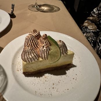 Restaurant Paradis - Key Lime Pie - New American Near Me - Rosemary Beach, Florida