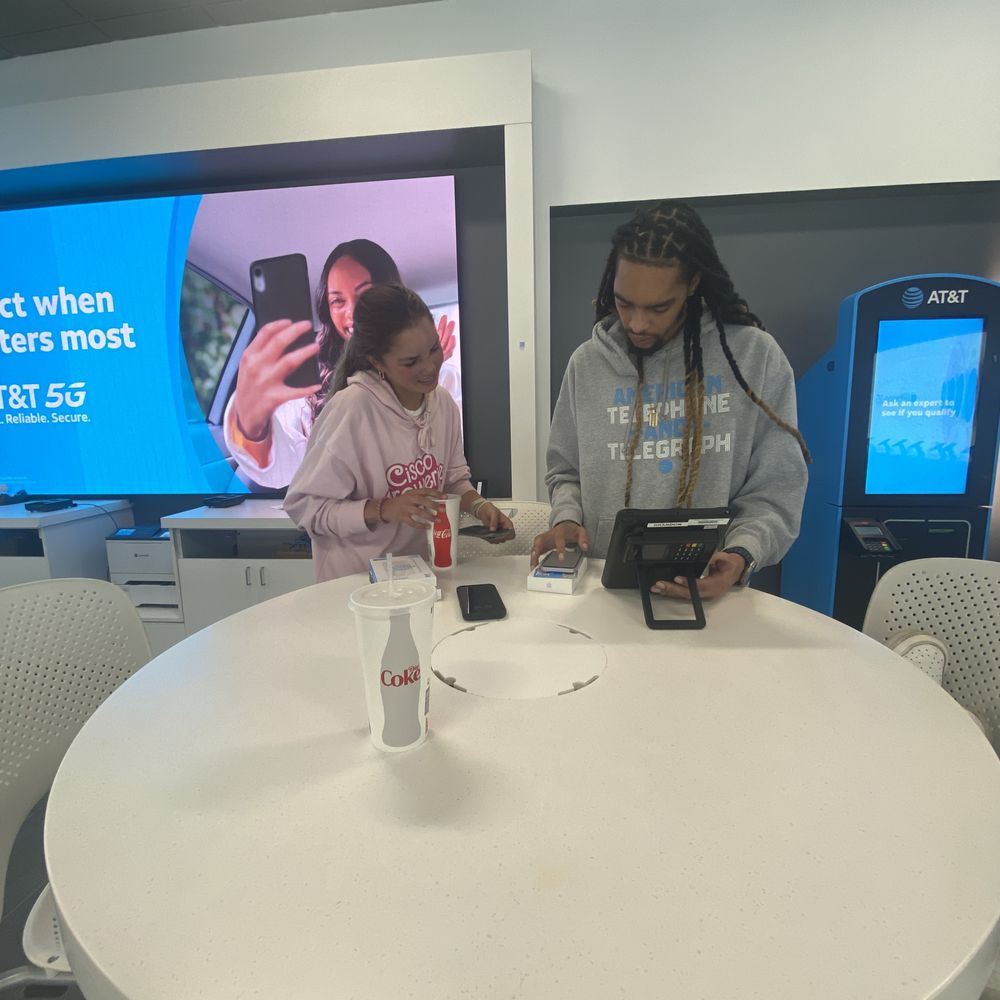AT&T Store - Brandon best rep ever - Mobile Phones Near Me - Nashville, Tennessee AT&T Store - Brandon best rep ever - Mobile Phones Near Me - Nashville, Tennessee