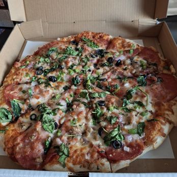 Black Pepper Pizza - Large pie with pepperoni, sausage, bacon.and assorted veggies - Pizza Near Me - Saskatoon, Saskatchewan Black Pepper Pizza - Large pie with pepperoni, sausage, bacon.and assorted veggies - Pizza Near Me - Saskatoon, Saskatchewan