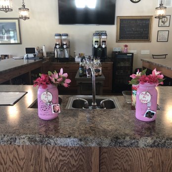 McIntyre's Winery & Berries - Wineries Near Me - Bardstown, Kentucky McIntyre's Winery & Berries - Wineries Near Me - Bardstown, Kentucky