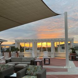 Sunrise Senior Living - Great patio