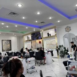 Dalux Nails and Spa - Nail Spa