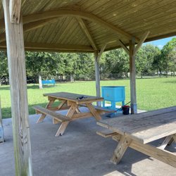 Creekwood Dog Park - Both sides have picnic tables covered for shade