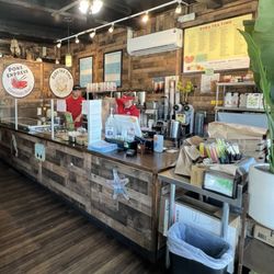 Poke Express & Boba Tea Time - Interior