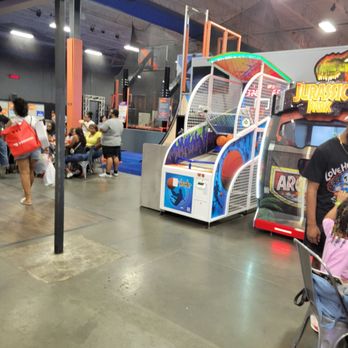 Sky Zone Trampoline Park - Trampoline Parks Near Me - Hampton, Virginia Sky Zone Trampoline Park - Trampoline Parks Near Me - Hampton, Virginia