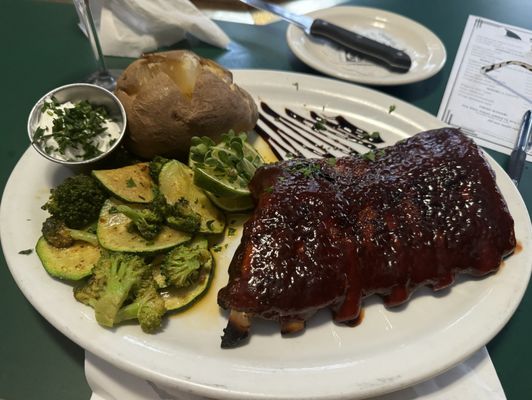 Chalet Restaurant & Bar by null