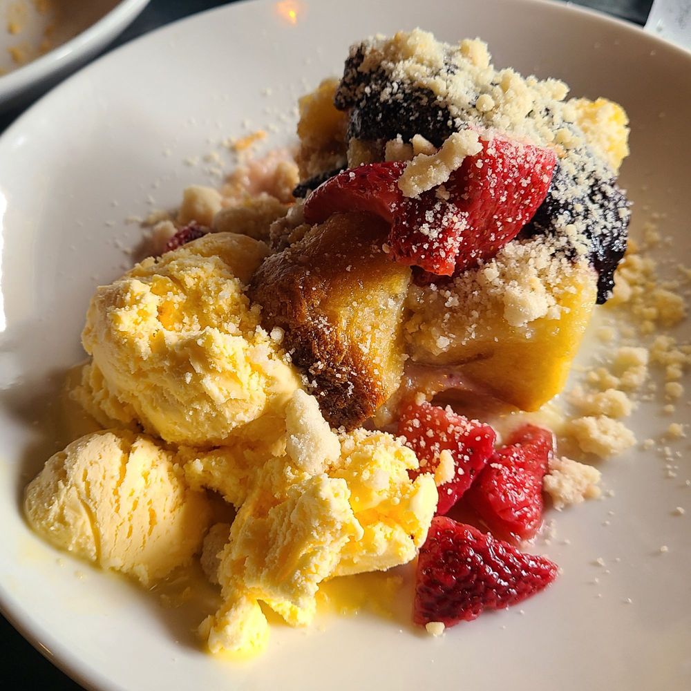 The Camden Social - Peach Cobbler Bread Pudding - Cocktail Bars Near Me - Minneapolis, Minnesota