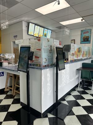 Kabul Icy Treats Cafe شیریخ و‌ژاله by null