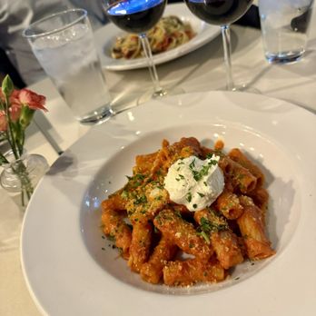SFIZIO Italian Kitchen - Vodka rigatoni - Italian Near Me - Phoenix, Arizona