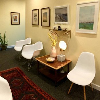Life Healing Acupuncture - Patient waiting area - Acupuncture Near Me - Oakbrook Terrace, Illinois Life Healing Acupuncture - Patient waiting area - Acupuncture Near Me - Oakbrook Terrace, Illinois