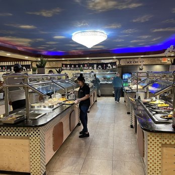 Hong Kong Buffet - Different food stations. - Buffets Near Me - Peoria, Illinois Hong Kong Buffet - Different food stations. - Buffets Near Me - Peoria, Illinois