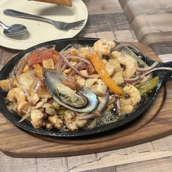 Mariscos El Viejito - Caseluita - Mexican Near Me - Sun Valley, California Mariscos El Viejito - Caseluita - Mexican Near Me - Sun Valley, California