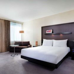 Hilton London Canary Wharf - Guest room
