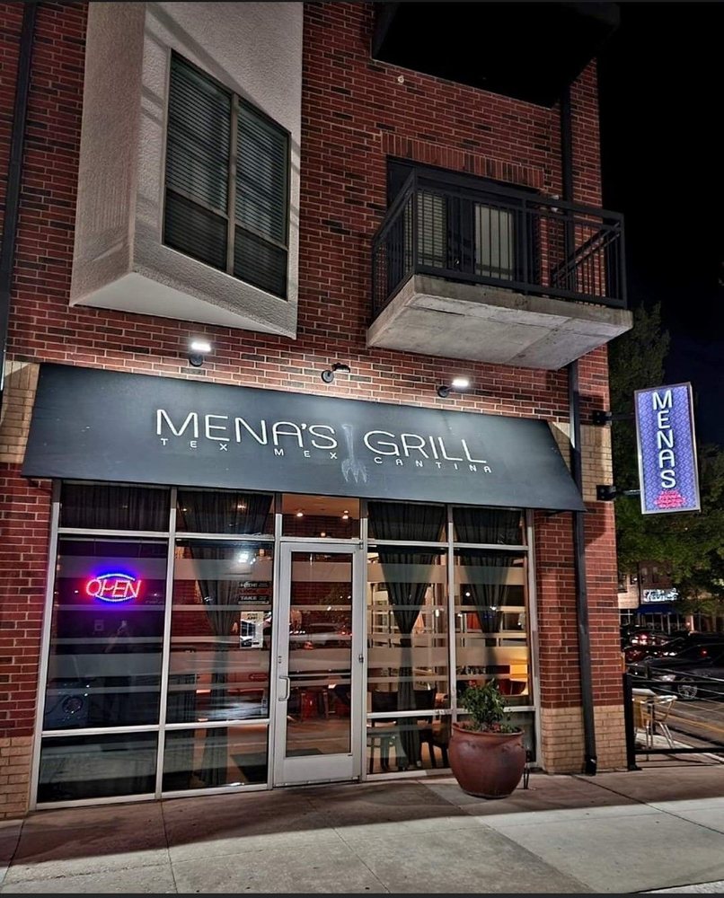 Mena's Tex-Mex Grill Cantina