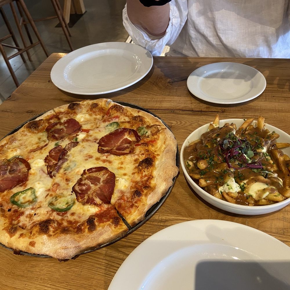 Solid pizza
