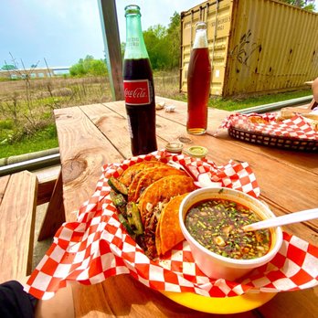 Cinco De Mayo Taqueria - Quesabirria Tacos - Food Trucks Near Me - Spring, Texas Cinco De Mayo Taqueria - Quesabirria Tacos - Food Trucks Near Me - Spring, Texas