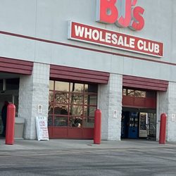 BJ's Wholesale Club - Outside sign...