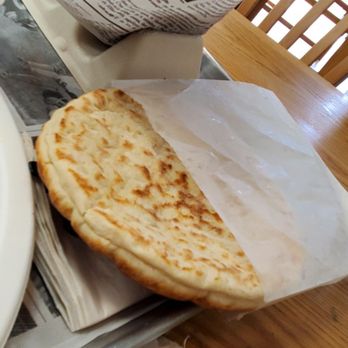 De Babel - Pita bread made fresh and huge serving - Mediterranean Near Me - Scottsdale, Arizona
