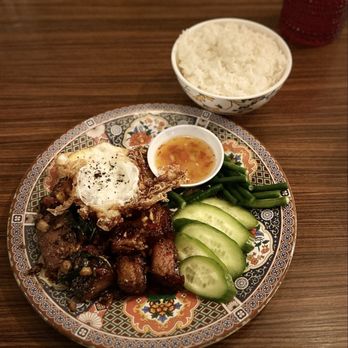 Eem - Eem Sweet and Sour Fried Chicken - Cocktail Bars Near Me - Portland, Oregon Eem - Eem Sweet and Sour Fried Chicken - Cocktail Bars Near Me - Portland, Oregon