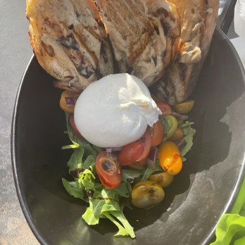 Great Road Kitchen - Burrata Bruschetta - New American Near Me - Littleton, Massachusetts Great Road Kitchen - Burrata Bruschetta - New American Near Me - Littleton, Massachusetts