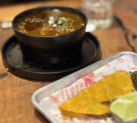 AMELIAS MEXICAN KITCHEN by null
