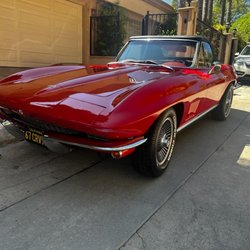 Detailing Unlimited - Mobile Auto Detailing Service 
Complete exterior and interior Detailing
1967 Corvette