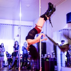 Minx Pole Dance Classes