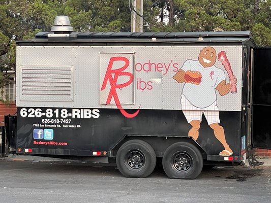 Rodney's Ribs Food Truck by null