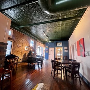 Groundhouse Coffee - Coffee & Tea Near Me - Gardner, Kansas