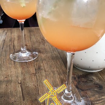 Pink Mamma - Bellini Spritz - Steakhouses Near Me - Paris, 75