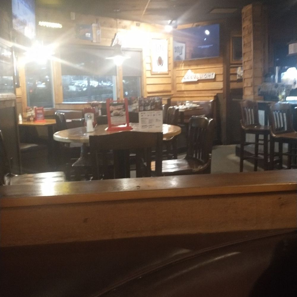 Logan's Roadhouse - Steakhouses Near Me - Charleston, West Virginia