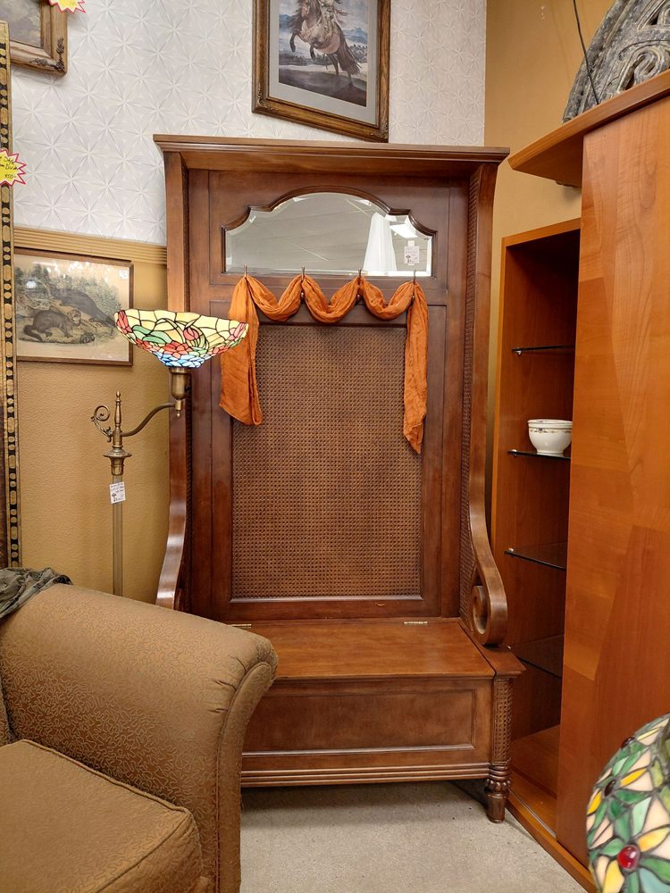 Windsor Antiques and Vintage